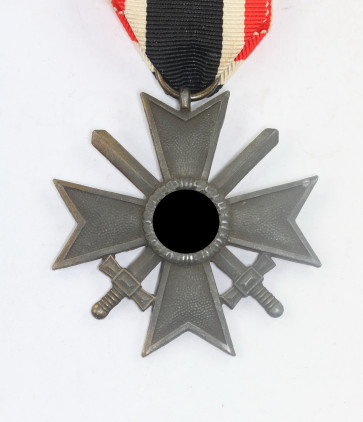 Kriegsverdienstkreuz 2. Klasse mit Schwertern, ohne Hersteller (Zink) - Militaria-Berlin