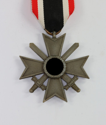 Kriegsverdienstkreuz 2. Klasse mit Schwertern - Militaria-Berlin