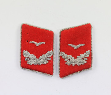 Luftwaffe, Paar Kragenspiegel für einen Leutnant der Flakartillerie - Militaria-Berlin