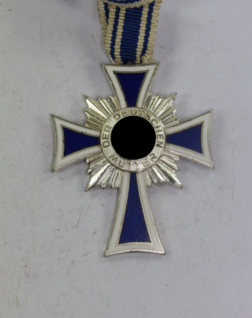  Mutterkreuz in Silber, 16. Dezmber 1938 - Der Deutschen Mutter - Militaria-Berlin
