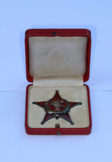 Osmanisches Reich, Eisernes Halbmond (Stern von Gallipoli), B.H. Mayer Silber, im Etui - Militaria-Berlin