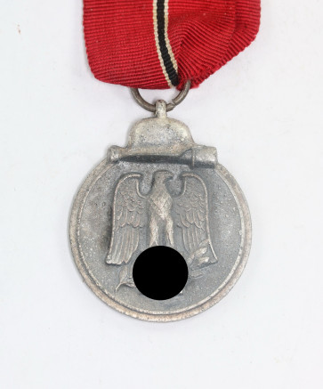 Ostmedaille, Hst. 100 (Wächtler & Lange. Mittweida) - Militaria-Berlin