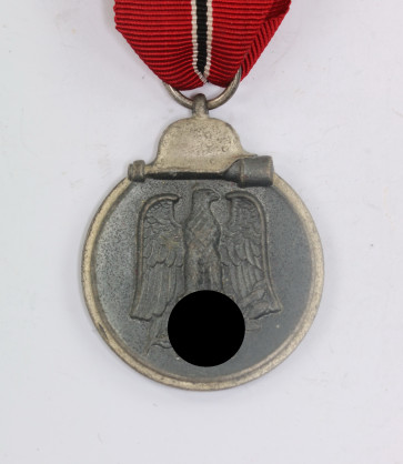 Ostmedaille, Hst. 107 (Carl Wild, Hamburg) - Militaria-Berlin