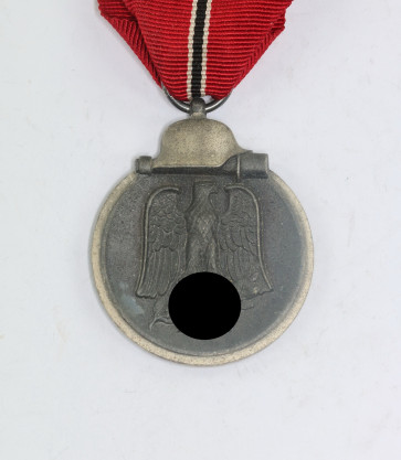 Ostmedaille, Hst. 15 (Friedrich Orth, Wien) - Militaria-Berlin
