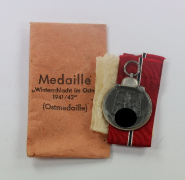  Ostmedaille, Hst. 1, in Verleihungstüte Deschler & Sohn München 9 - Militaria-Berlin