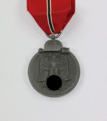  Ostmedaille, Hst. 3, Winterschlacht im Osten 1941/42 - Militaria-Berlin