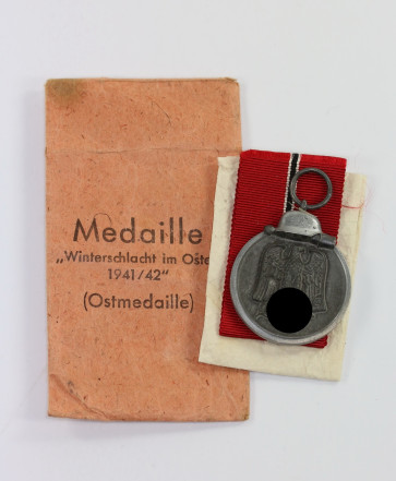 Ostmedaille, Hst. 4, in Verleihungstüte - Militaria-Berlin