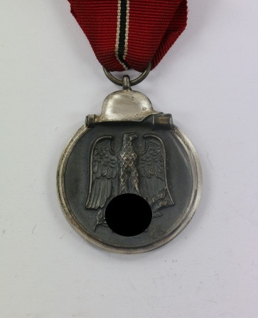  Ostmedaille, Hst. 61, Winterschlacht im Osten 1941 42 - Militaria-Berlin