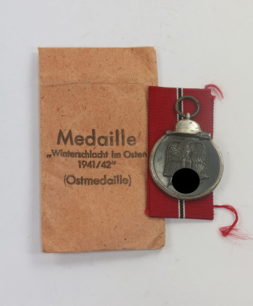 Ostmedaille, Hst. 65, in Verleihungstüte Klein & Quenzer A.G. Oberstein - Militaria-Berlin