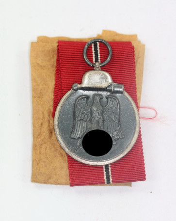 Ostmedaille, Hst. 65 (Klein & Quenzer A.G. Oberstein) - Militaria-Berlin