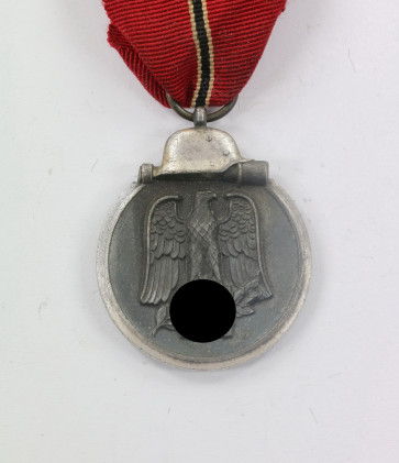  Ostmedaille, Hst. 92, Winterschlacht im Osten 1941/42 - Militaria-Berlin