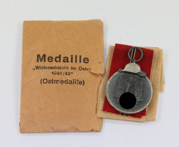 Ostmedaille, Hst. 107, in Verleihungstüte - Militaria-Berlin