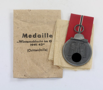 Ostmedaille, in Verleihungstüte Arbeitsgemeinschaft für Heeresbedarf in der Gravur- und Zselierinnung Berlin - Militaria-Berlin