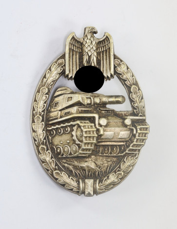 Panzerkampfabzeichen in Silber, C.E. Juncker, Berlin, massiv (!) Zink, Typ 1.1.7 - Militaria-Berlin