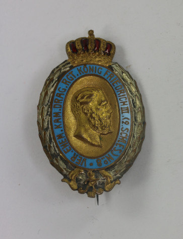 Preußen, Abzeichen, Ver. Ehem. Kam. Drag. Rgt. König Friedrich III. (2. Schles.) No 8, Hst. Paul Küst Berlin C. Sydelstr. 191. - Militaria-Berlin