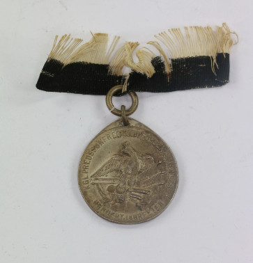 Preußen, Erinnerungsmedaille an die Hundertjahrfeier des Kgl. Preuss.Inf.Regt. von Goeben (2.Rh.) No. 28 1813 - 1913 - Militaria-Berlin