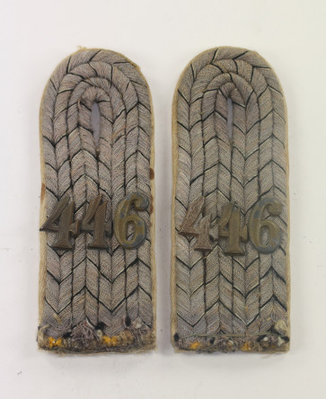Preußen, Paar Schulterklappen für einen Leutnant im Infanterie Regiment 446 - Militaria-Berlin
