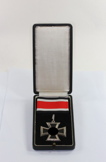 Ritterkreuz des Eisernen Kreuzes, Hst. 65 800, im Etui  - Militaria-Berlin