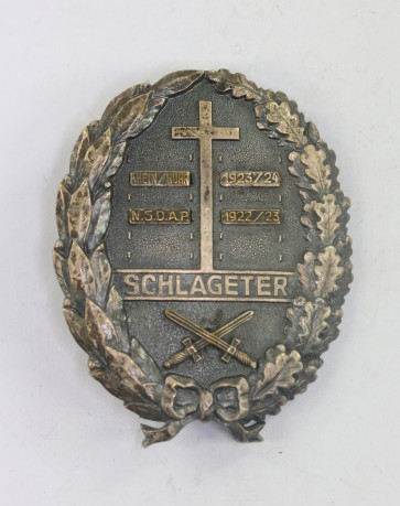 Schlageter Schild mit Spangen "Rhein/Ruhr" "1923/24" und  "N.S.D.A.P." "1919/23", Hst. Paul Küst Berlin SW 19 - Militaria-Berlin