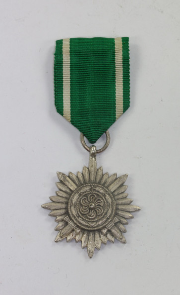 Tapferkeitsauszeichnung für Ostvölker 2. Klasse in Silber, Hst. 100 (Wächtler & Lange, Mittweida) - Militaria-Berlin