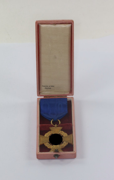  Treudienstehrenzeichen in Gold (40 Jahre), im Etui, Deschler & Sohn München - Militaria-Berlin