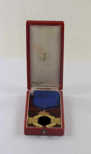 Treudienstehrenzeichen in Gold (40 Jahre), im Etui, Deschler & Sohn München - Militaria-Berlin
