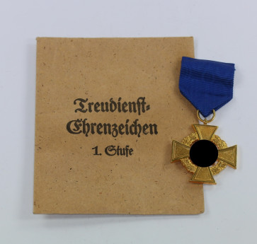 Treudienstehrenzeichen in Gold (40 Jahre), in Verleihungstüte Deschler & Sohn - Militaria-Berlin