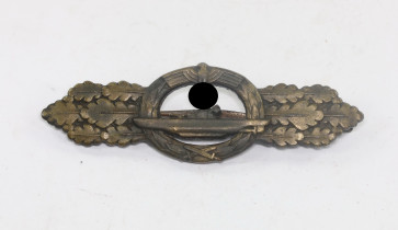 U-Bootfrontspange in Bronze, Hst. Schwerin Berlin 68 - Militaria-Berlin