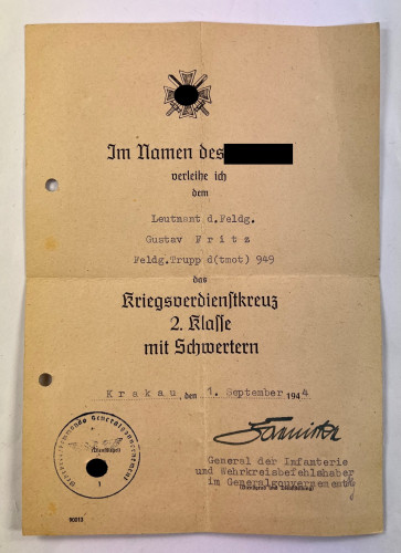 Urkunde Feldgendarmerie, Kriegsverdienstkreuz 2. Klasse m. Schwertern, (Feldg.Trupp d (tmot) 949) - Militaria-Berlin