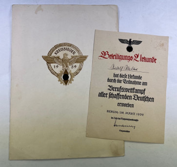 Urkunde Kreissieger 1939 (Bekleidung u. Leder) + Beteiligungs Urkunde - Militaria-Berlin
