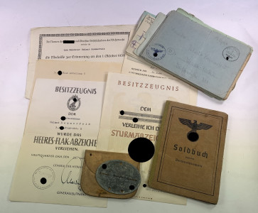Urkunden Gruppe Waffen-SS Heeres-Flak-Abzeichen - Militaria-Berlin