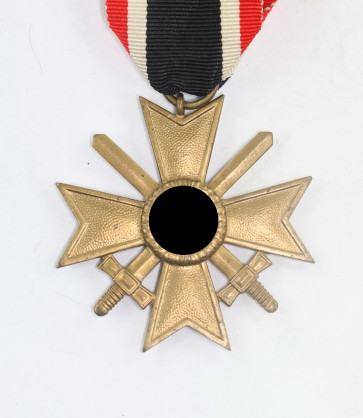 Kriegsverdienstkreuz 2. Klasse mit Schwertern, ohne Hersteller (Buntmetall) - Militaria-Berlin