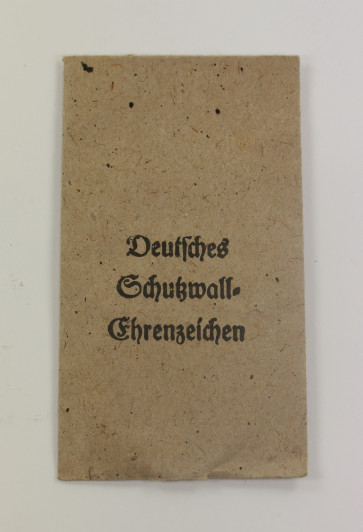  Verleihungstüte Deutsches Schutzwall Ehrenzeichen, Carl Pollath Schrobenhausen - Militaria-Berlin