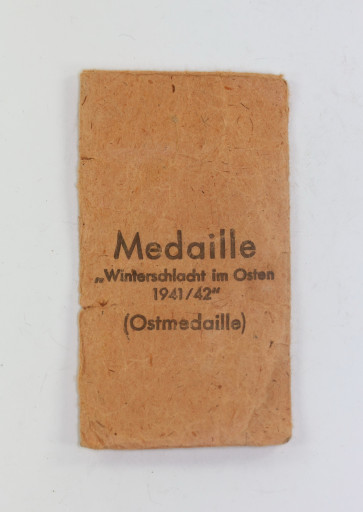 Verleihungstüte Ostmedaille, Metallwarenfabrik Posen / K. Verw. Hans Dieren / Ritterstraße 17  - Militaria-Berlin