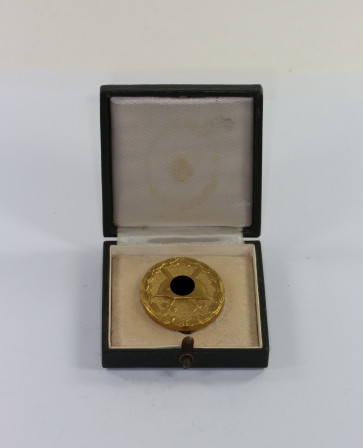 Verwundetenabzeichen in Gold, Hst. 30, Breite Nadel (!), im Etui Hauptmünzamt - Militaria-Berlin