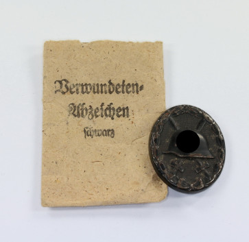 Verwundetenabzeichen in Schwarz 1939, Hst. E.S.P, in Verleihungstüte Eugen Schmidthäußler Pforzheim - Militaria-Berlin