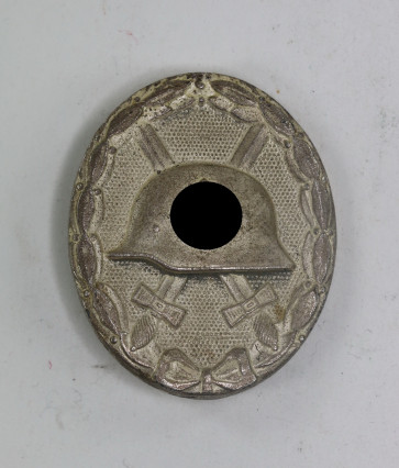 Verwundetenabzeichen in Silber 1939, Hst. 100 (Wächtler & Lange, Mittweida) - Militaria-Berlin