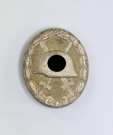 Verwundetenabzeichen in Silber 1939, Hst. 107 (Carl Wild, Hamburg) - Militaria-Berlin