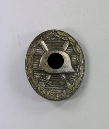 Verwundetenabzeichen in Silber 1939, Hst. 65 (Klein & Quenzer, Oberstein) - Militaria-Berlin
