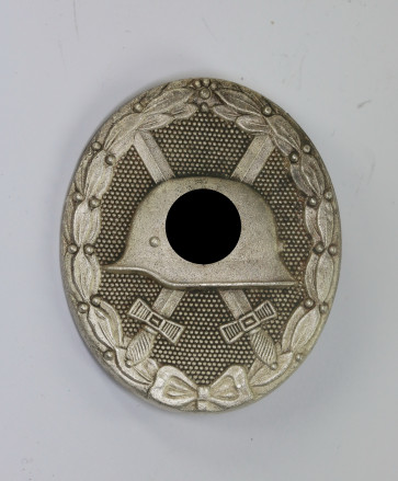 Verwundetenabzeichen in Silber 1939, Hst. 65 (Klein & Quenzer, Oberstein) - Militaria-Berlin