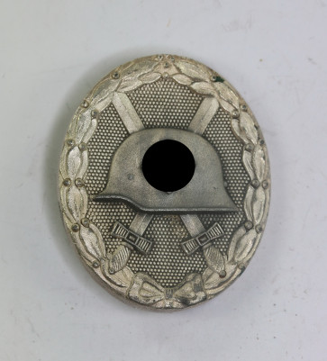 Verwundetenabzeichen in Silber 1939, Hst. 65 (Klein & Quenzer, Oberstein) - Militaria-Berlin