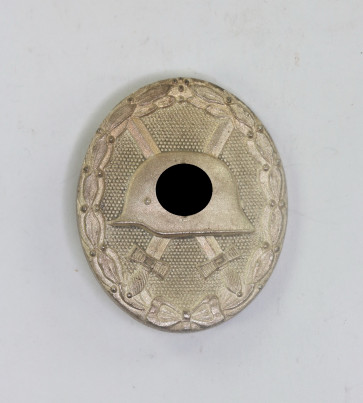Verwundetenabzeichen in Silber 1939, Hst. 65 (Klein & Quenzer, Oberstein) - Militaria-Berlin