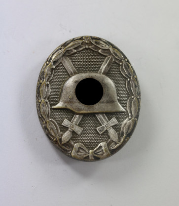 Verwundetenabzeichen in Silber 1939, Hst. L/15 (Otto Schickle, Pforzheim) - Militaria-Berlin