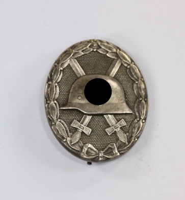 Verwundetenabzeichen in Silber, Hauptmünzamt Wien, Buntmetall - Militaria-Berlin