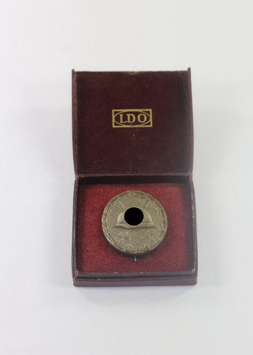 Verwundetenabzeichen in Silber, Hst. L/11, im LDO Etui - Militaria-Berlin