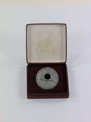 Verwundetenabzeichen in Silber, Hst. L/16, im Etui - Militaria-Berlin