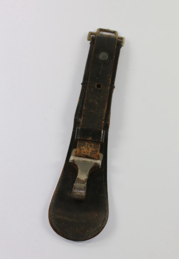Wehrmacht, Hänger für Säbel/Dolche - Militaria-Berlin