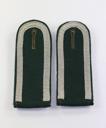 Wehrmacht Heer, Paar Schulterklappen Unteroffizier, ohne Waffenfarbe - Militaria-Berlin