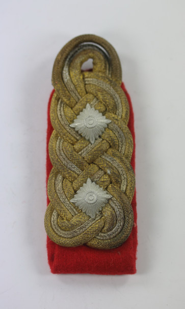 Wehrmacht Heer, Schulterklappe General, alter Art (Metallfaden) - Militaria-Berlin
