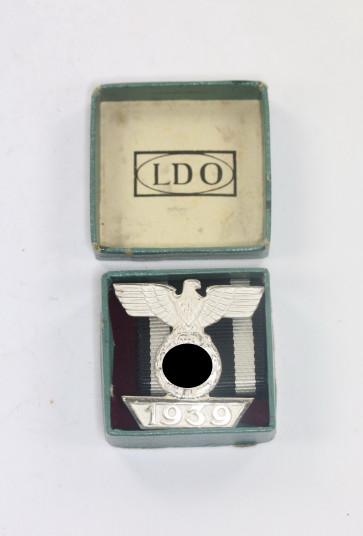  Wiederholungsspange 2. Klasse, Hst. L/18, in LDO Schachtel L/18 - Militaria-Berlin